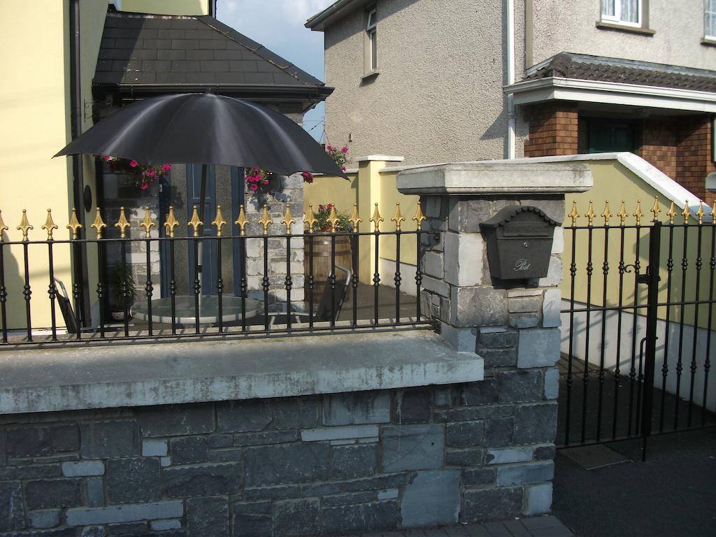 Clare Street B&B Nenagh Eksteriør bilde